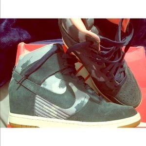 Nike dunk sky high wedge sneakers